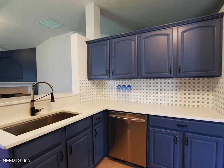 509 Candyroot Ct — Photo 11
