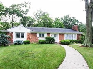 5660 Pinehill Ln, Cincinnati, OH 45238