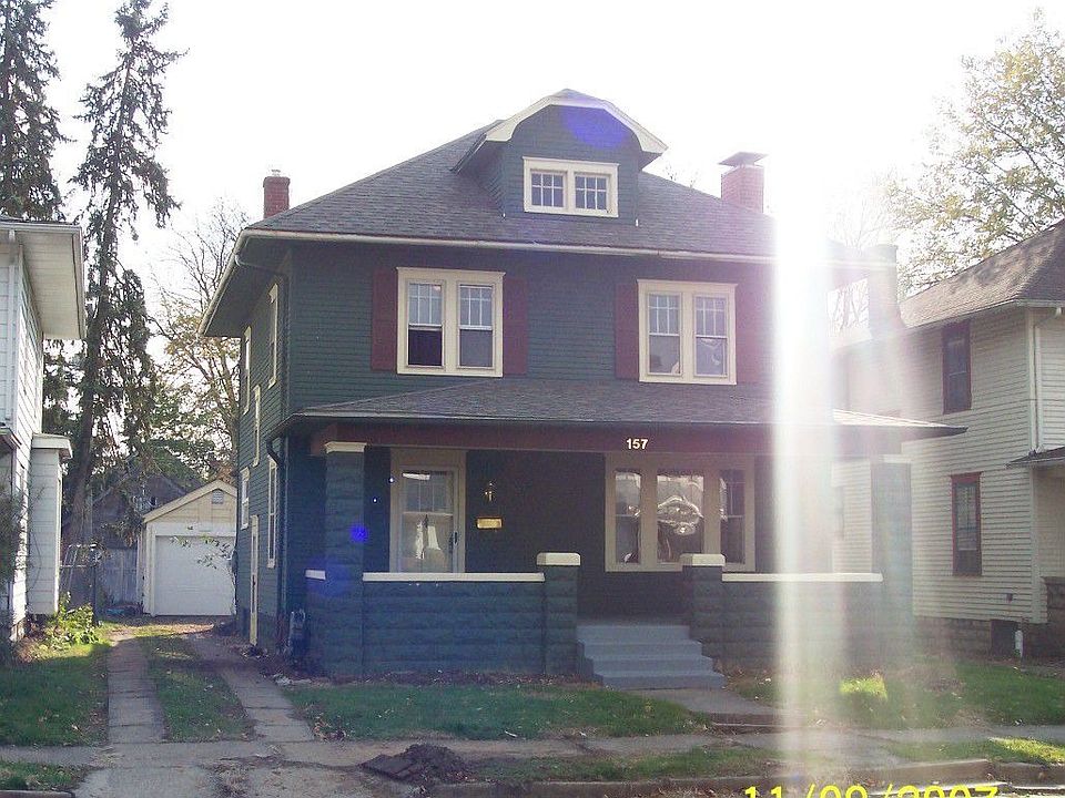 Quiet Neighborhood 2 1/2 story