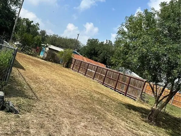 809 E Evans Ave, Pharr, TX 78577