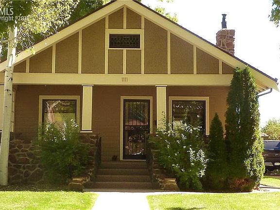 Fresh exterior  paint, new indoor/outdoor carpeting porch