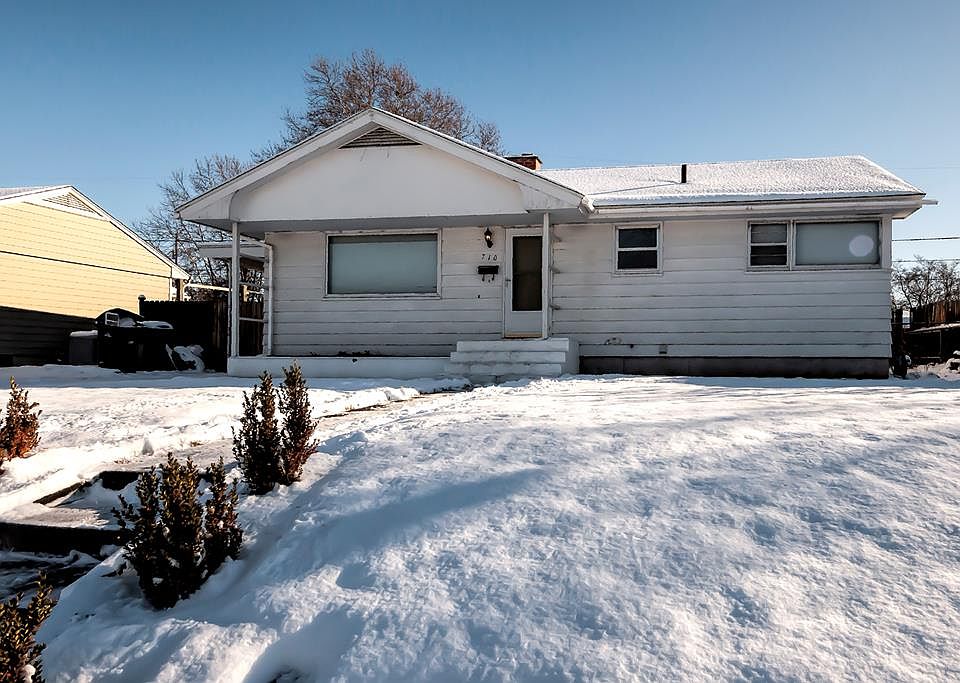 1st image of 710 Wellington Ave