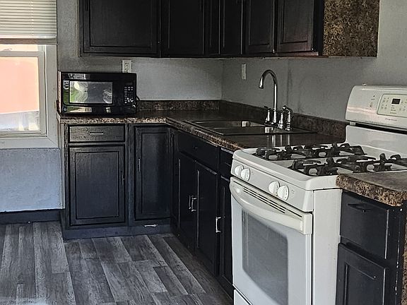 2nd image of 1325 W 7th St
