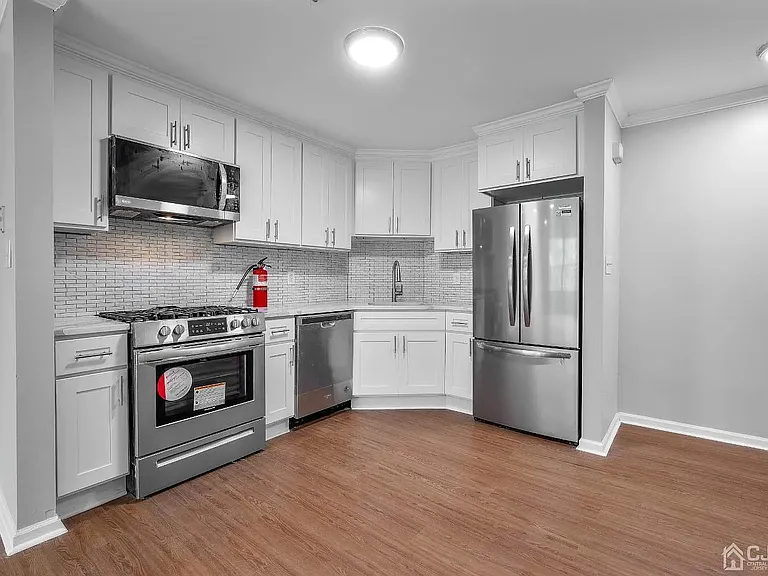 261 Prestwick Way #261 — Photo 10