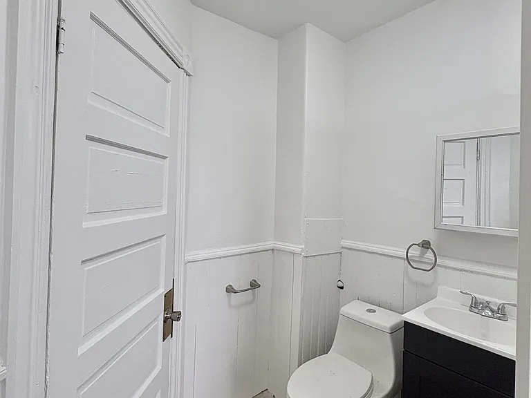 77 Birch St #4 — Photo 14