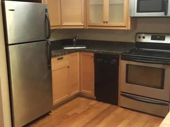 184 Pequot Ave Unit 311, New London, CT 06320