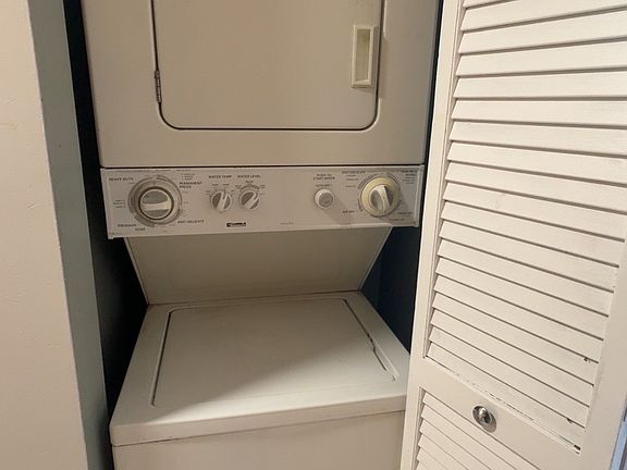 4th image of 26 Sycamore Ct