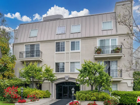 458 N Oakhurst Dr APT 305, Beverly Hills, CA 90210