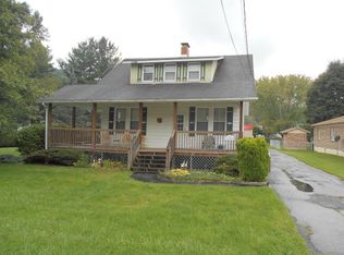 2242 Maple Acres Rd, Princeton, WV 24739