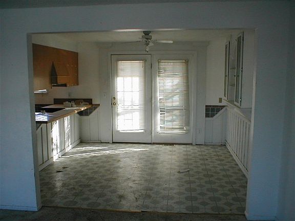 5th image of 1414 Missoula Way W