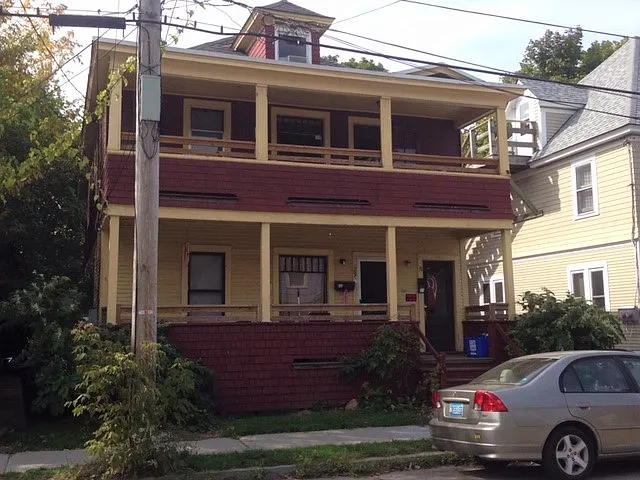 3 bed, 1500 sqft, $3,200 — Photo 1