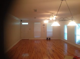 22220 Longleaf Dr, Covington, LA 70435