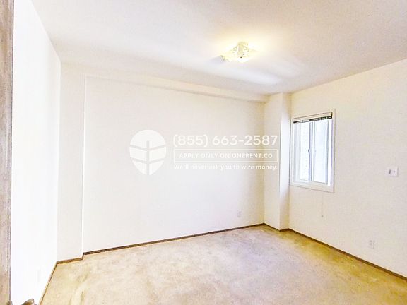 4th image of 918 Sacramento St APT 9