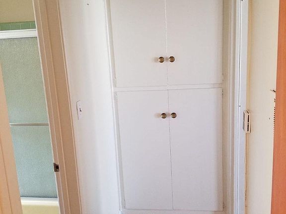 2nd image of 231 Junipero Ave APT 4