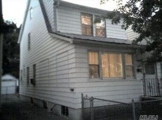 8060 161st St, Jamaica, NY 11432