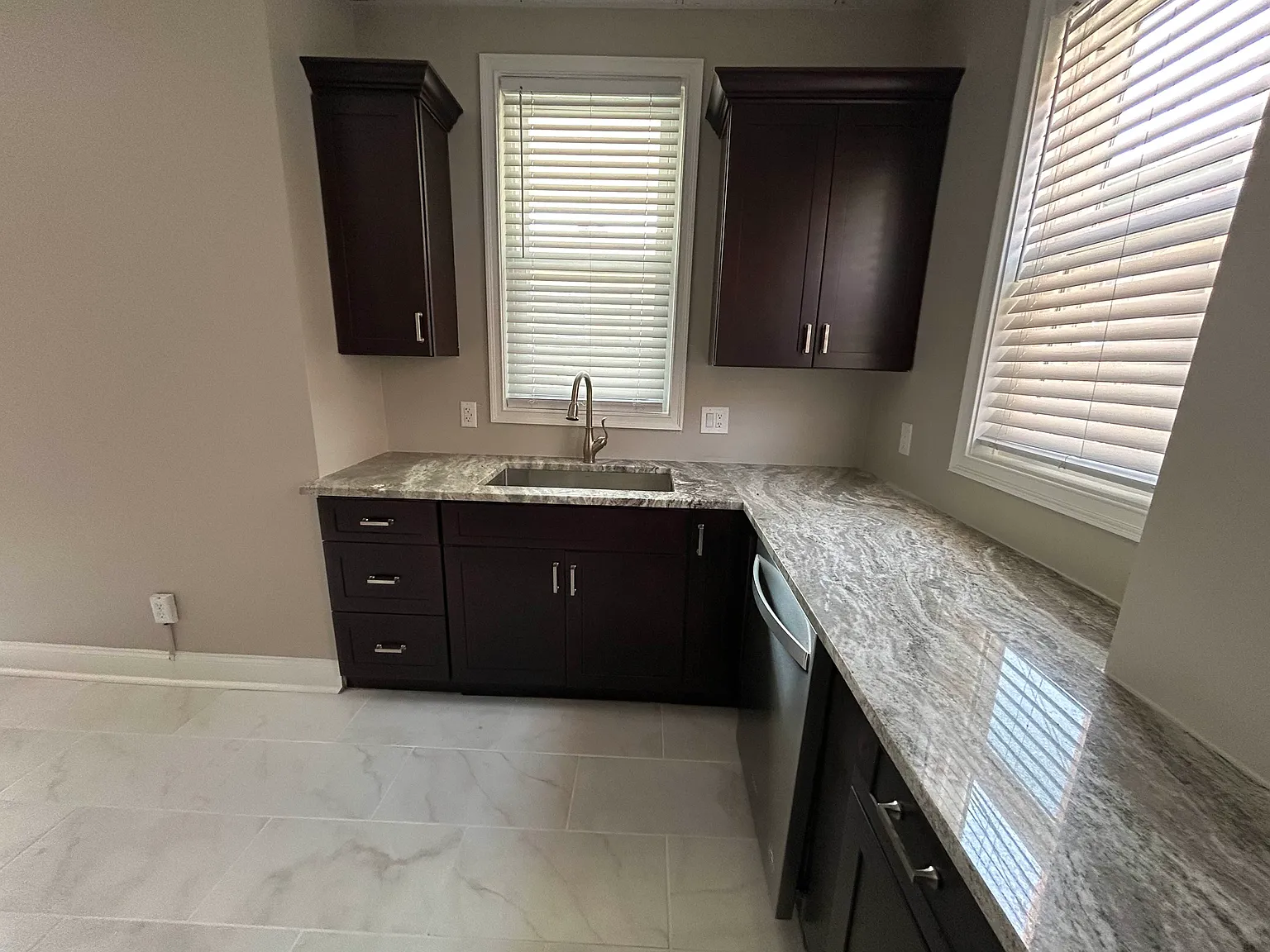 1 bed, 800 sqft, $1,500 — Photo 4