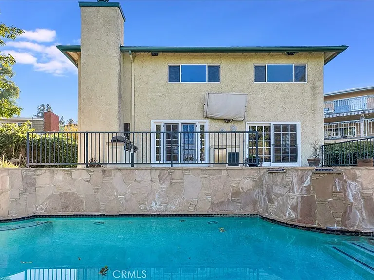 22781 Macfarlane Dr — Photo 38