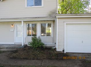 4424 Huron Cir, South Bend, IN 46619