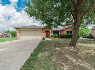 1209 Hampton Dr, Forney, TX 75126