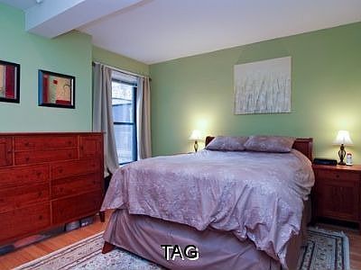 4th image of 3737 N Pine Grove Ave