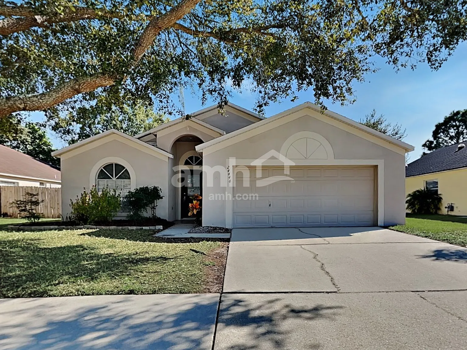 4 bed, 2.0 bath, 1813 sqft, $2,390 — Photo 1
