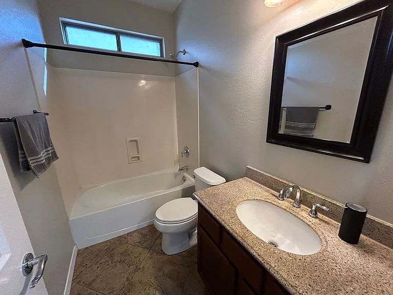 5411 W Rowel Rd — Photo 11