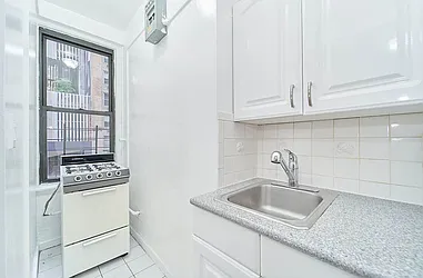 Rented by Living New York