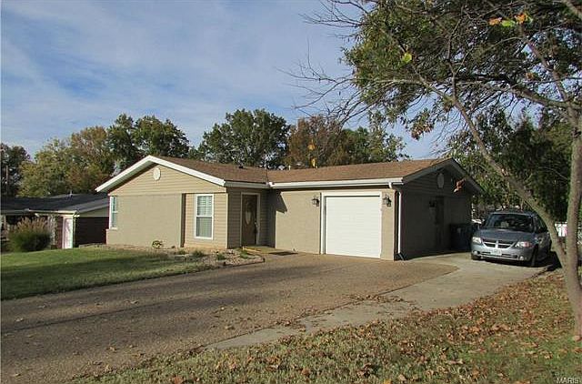 1st image of 3901 Manorwood Dr