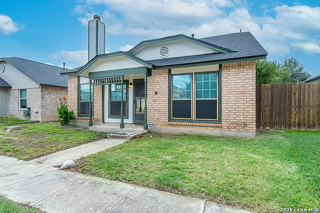 731 Garden Meadow Dr — Photo 1
