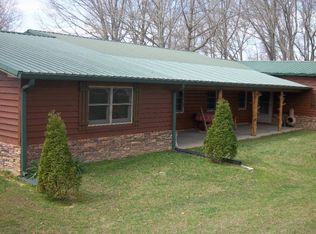 1012 Martin Mill Rd, Puryear, TN 38251