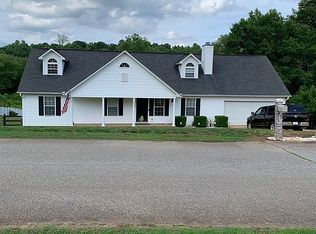 410 Woodfield Dr, Piedmont, SC 29673
