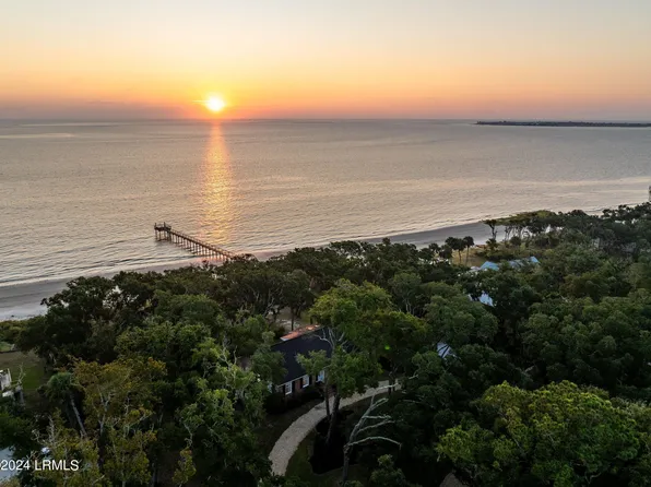 205 McTeer Dr, Saint Helena Island, SC 29920
