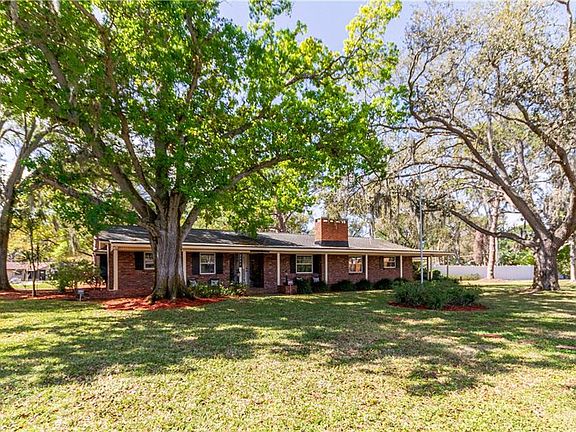 2nd image of 2400 Granada Cir E