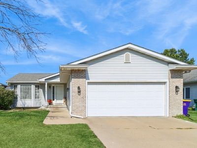 1102 E Henderson Pl, Indianola, IA, 50125