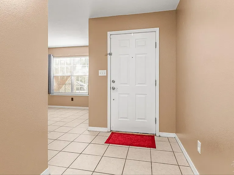 8018 Mark Ct — Photo 8