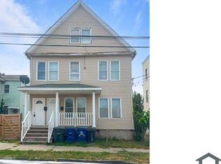 259 6th St #2, Bridgeport, CT 06607