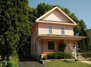 911 E Grand Ave, Beloit, WI 53511