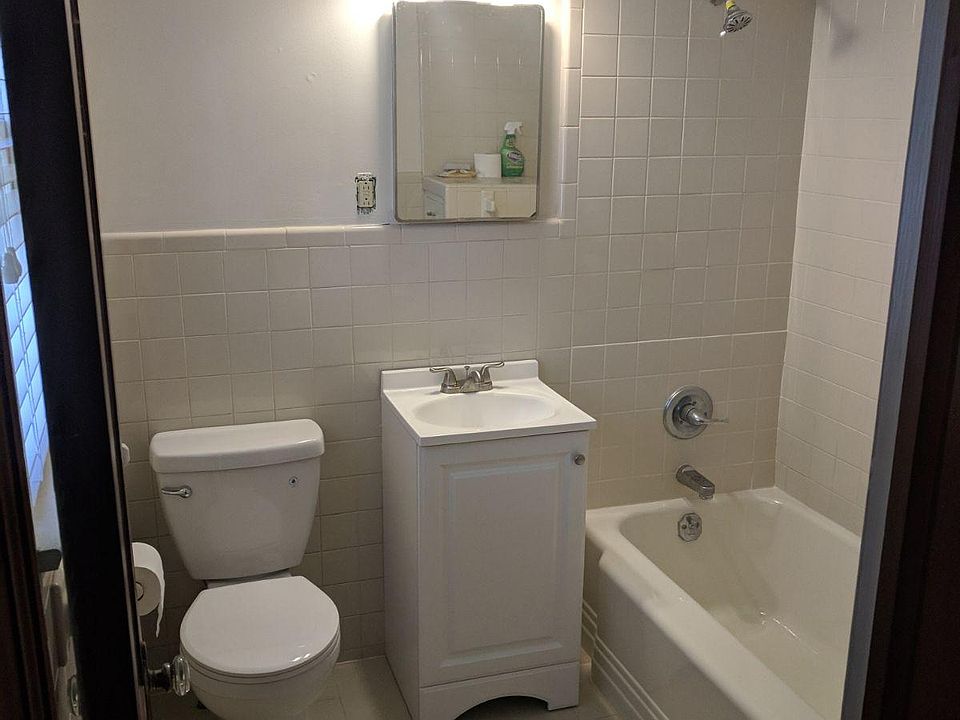 2nd image of 1056 N Porter Ave #1056