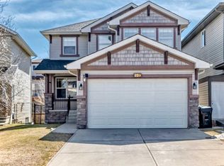 229 NE Panamount Rd NW, Calgary, AB T3K0H9