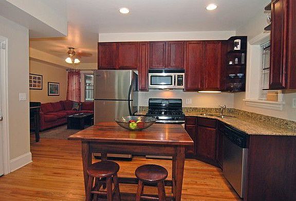 5th image of 5406 N Kenmore Ave #1