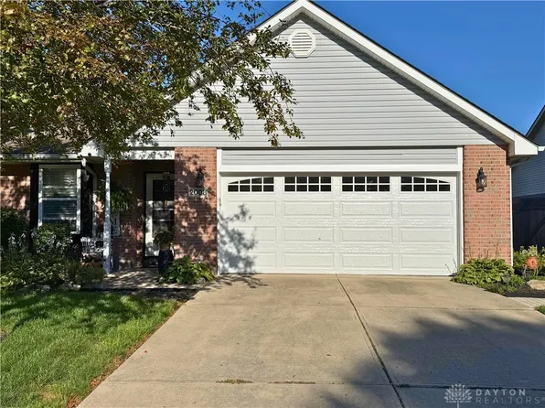 2008 Swallowtail Ct, Clayton, OH 45315