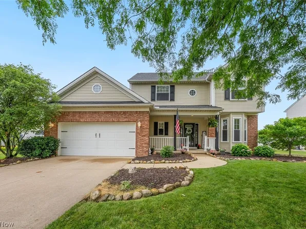 9387 Victoria Ln, North Ridgeville, OH 44039