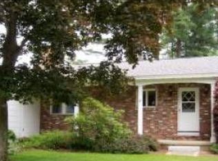 29 Lois St, Rochester, NH 03867