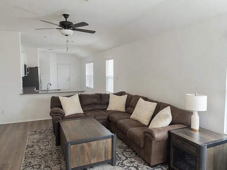 121 Rowdy Yates Way — Photo 7