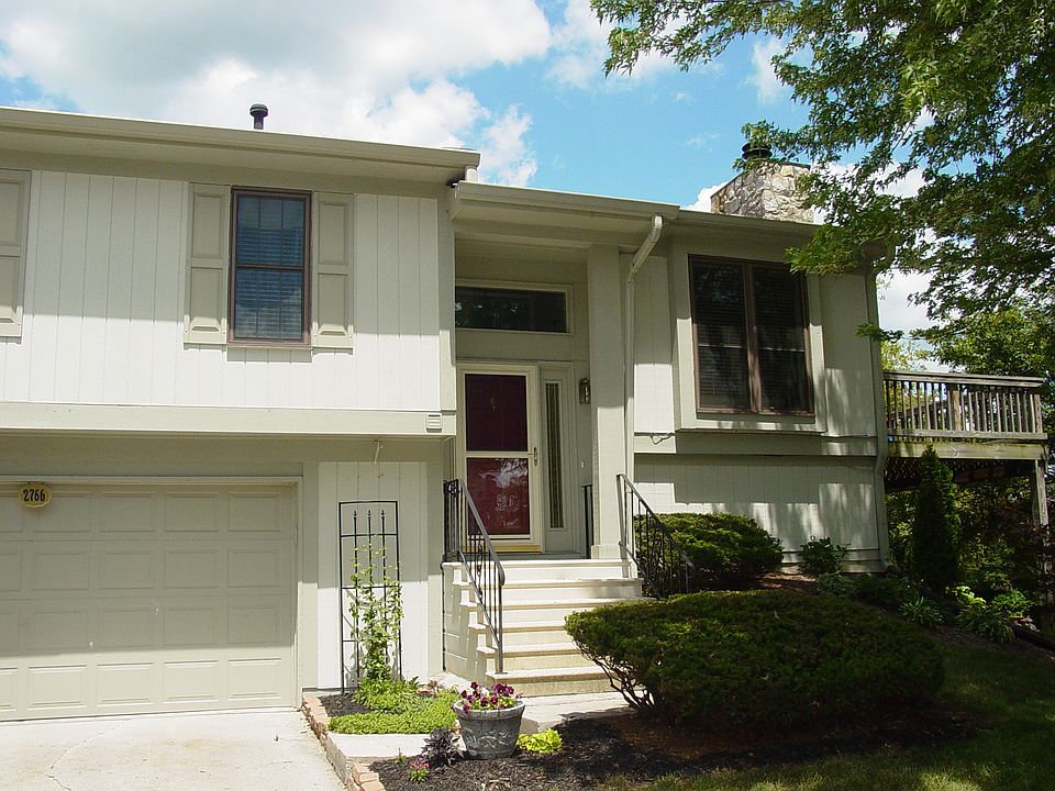 2766 Lakeshire Lane, Indy