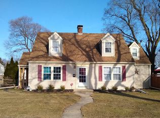 339 N 12th St, Rochelle, IL 61068