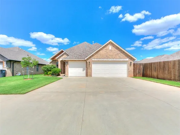 3424 Lakeside Dr, Moore, OK 73160