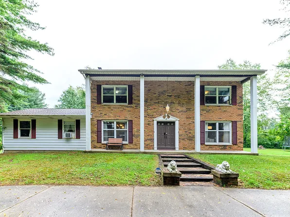 12756 Eleven Mile Rd, Ceresco, MI 49033