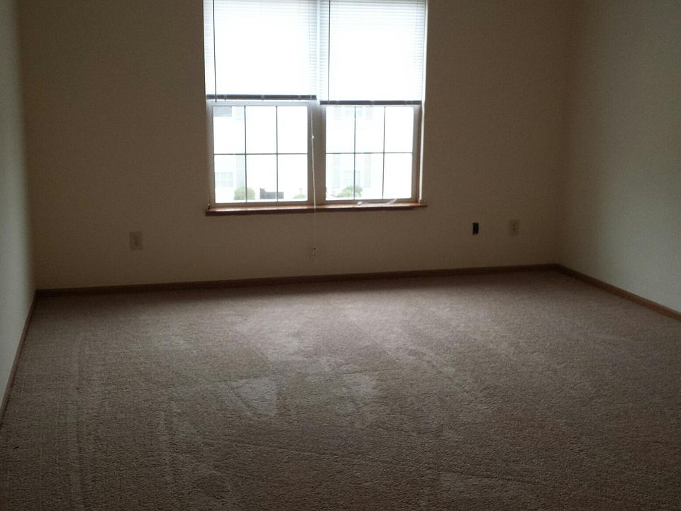 1st image of 4551 Emerald Lakes Blvd