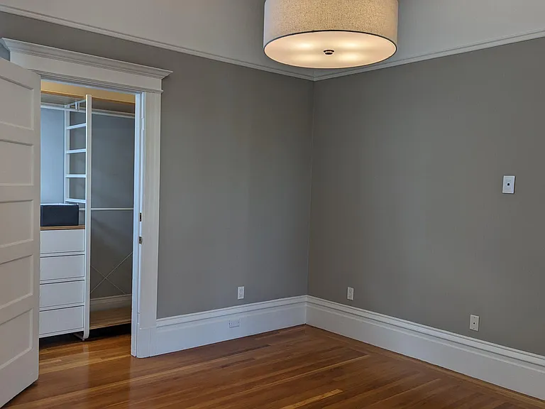 Main bedroom and walking closet